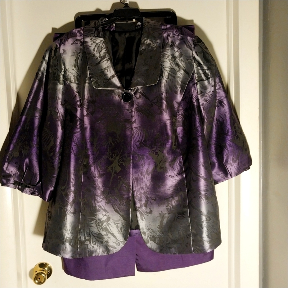 Women's Plus size suit